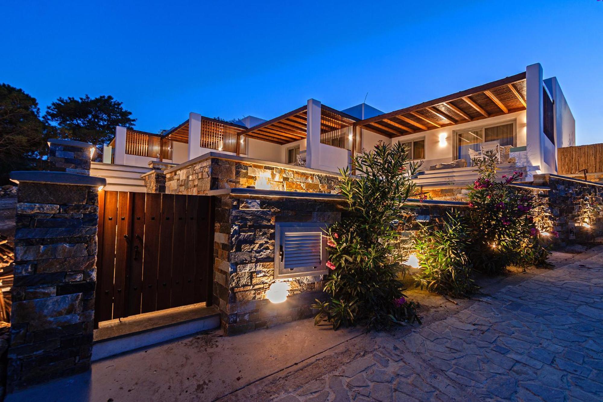 Pefki Luxury Suites Telendos Exterior photo